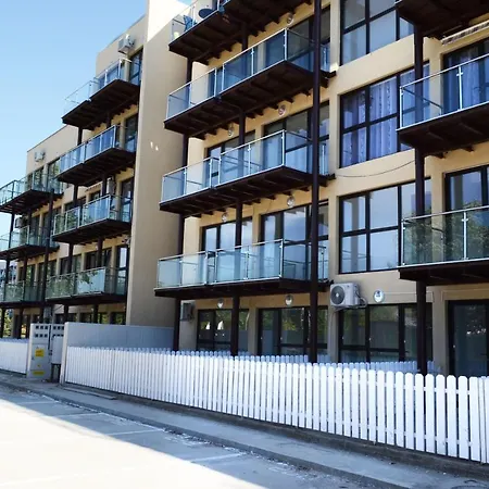 Luca Lejlighed Saturn