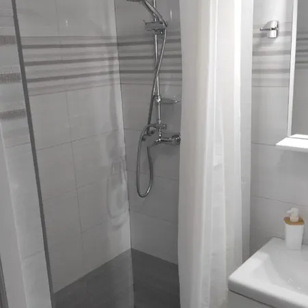 Luca Lejlighed Saturn